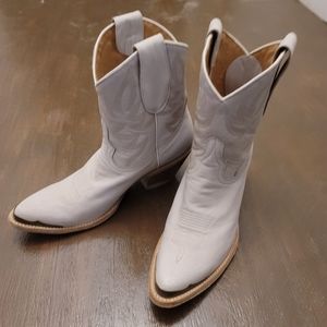 Idyllwind Booties